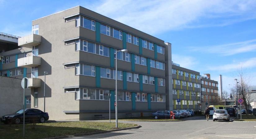 Döbbenetes eset a nyíregyházi kórházban! Késsel támadt orvosára egy beteg