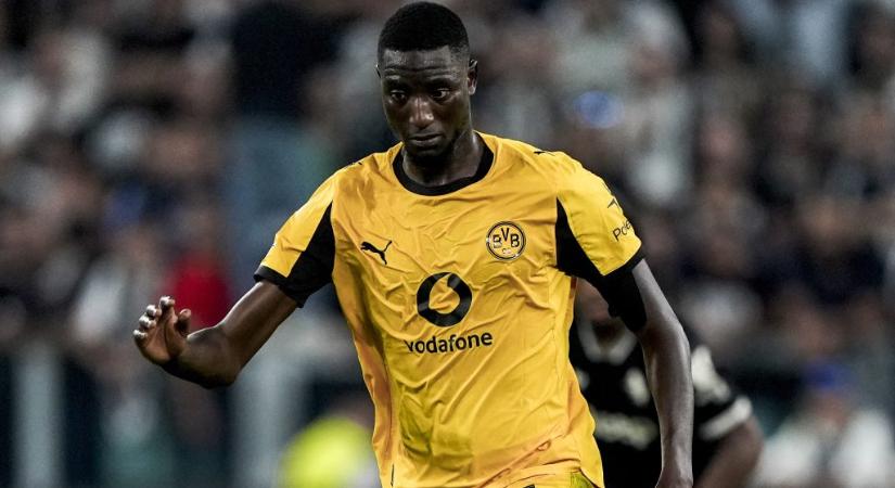 A fél világ azon nevet, hogy elszúrták a Dortmund csatárának a mezét
