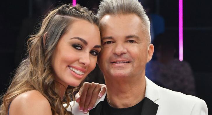 Letarolta a TikTokot Cooky videója, a dj olyat mutatott kedvesének, Szécsi Debórának, amitől az sokkot kapott