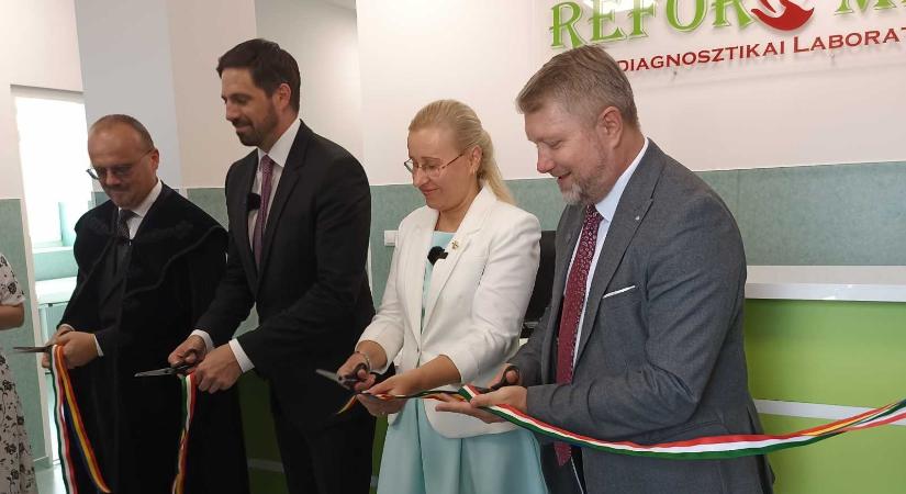 Orvosdiagnosztikai labort nyit Nagyváradon a Királyhágómelléki Református Egyházkerület