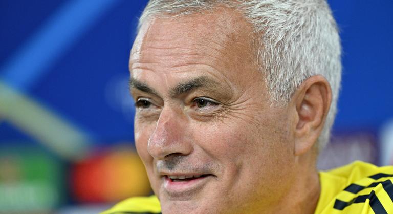 Gyorsan munkát kaphat José Mourinho, BL-főtáblás csapat kispadjára ülhet le