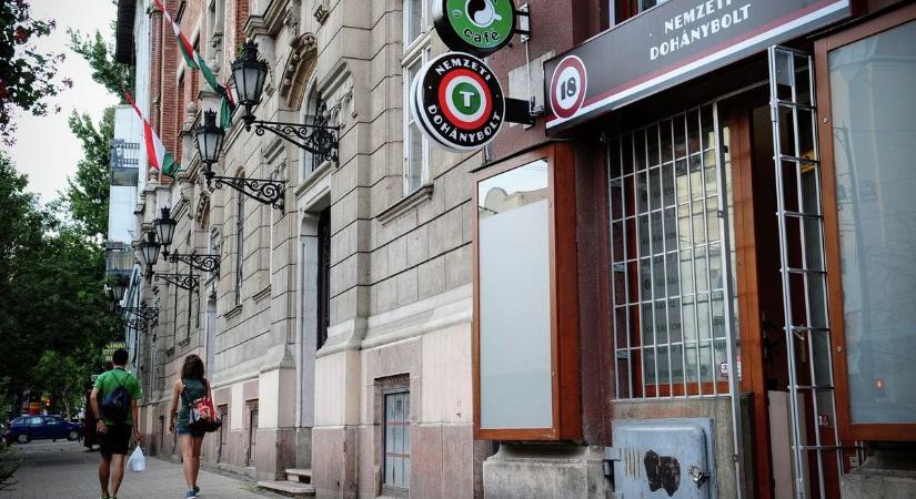 Megállt a dohányboltnál, de nem azért, amiért mások – a bíróságon végződik az ügy