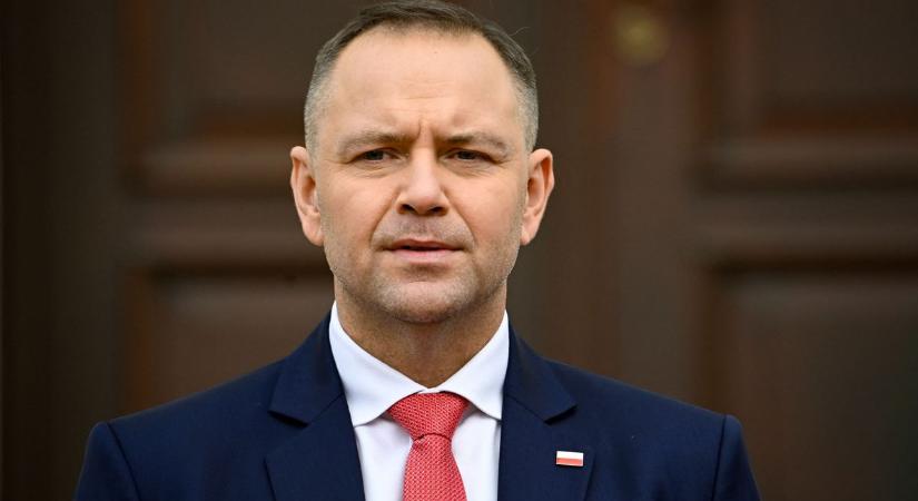A lengyel elnök nagyon kiakadt: azonnali tisztázását kérte a hírnek, miszerint Lengyelország saját magát bombázta