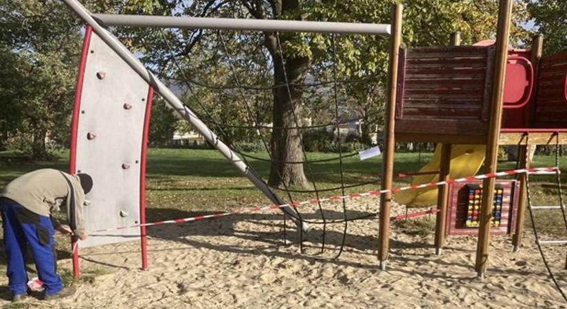 Veszélyes játszóterek – többmilliós bírságot szabott ki a hatóság
