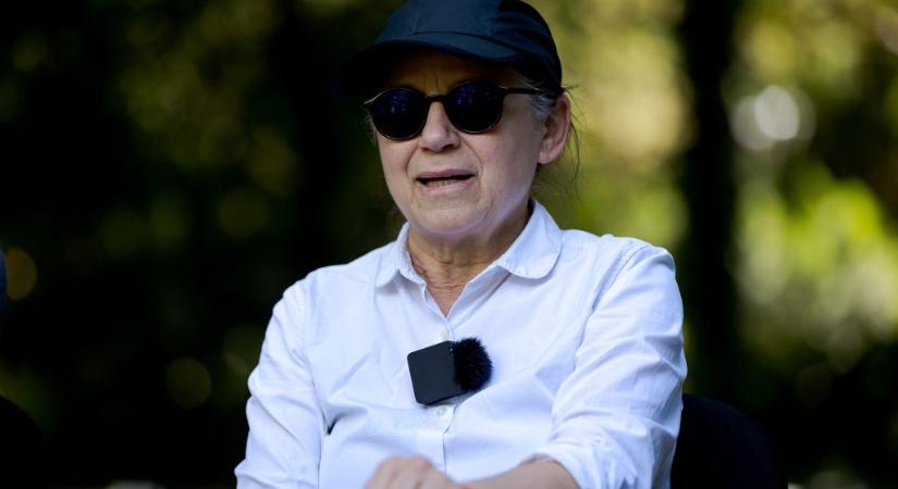 Enyedi Ildikó itthon a főszereplő fának mutatta meg először új filmjét