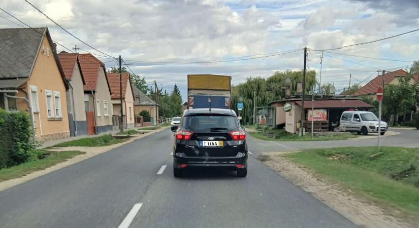 Különleges rendszám bukkant fel a magyar úton, jobb, ha ezt tudod róla