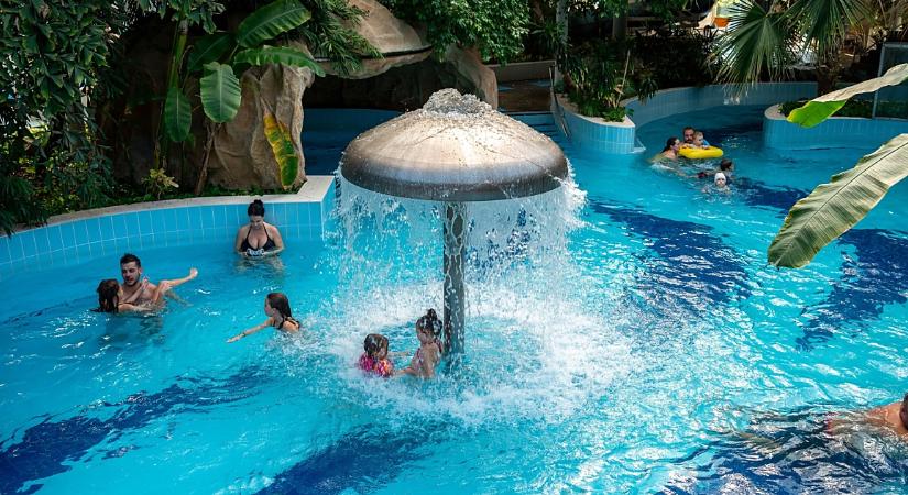 Az előző évekhez képest idén nyáron jóval többen választották az élményfürdőt az Aquaticumban