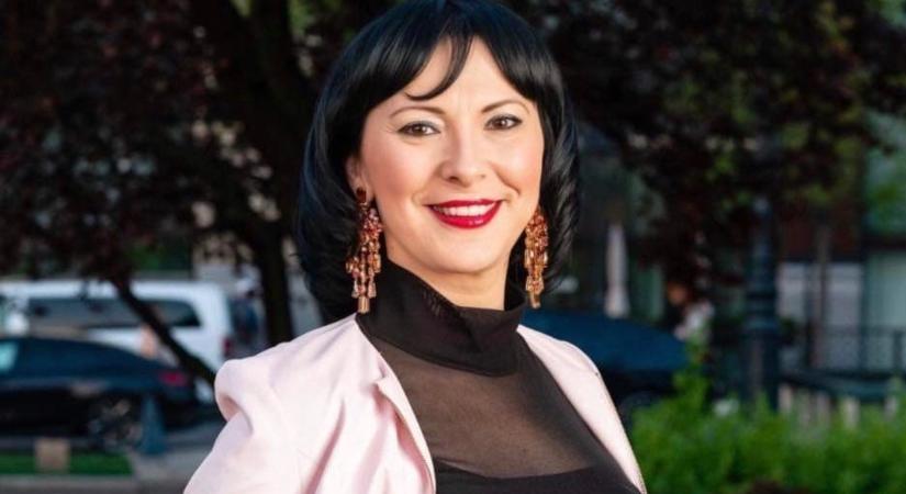 Perintfalvi Rita is kiállt Dobrev Klára mellett