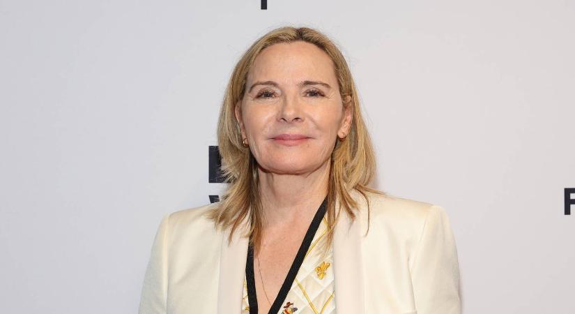 Ritka alkalom: a Szex és New York Samanthája megmutatta 14 évvel fiatalabb szerelmét