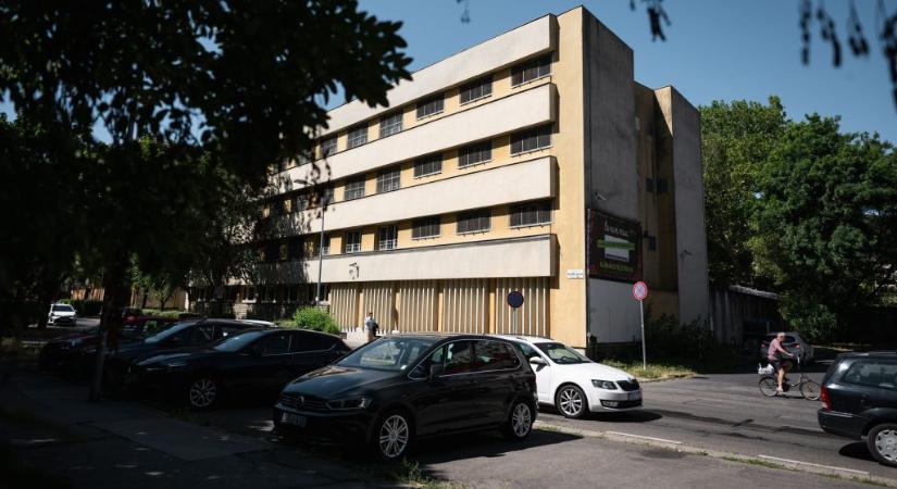 Telex: bő tíz évvel ezelőtt már gyermekvédelmi szakemberek szóba hozták a Szőlő utcai javítóintézet igazgatójának viselt dolgait