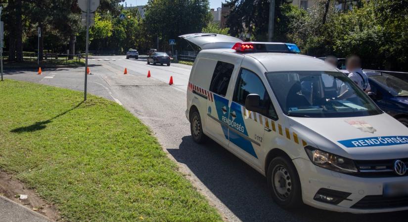 Motorosbaleset történt a Debreceni Egyetem mellett! – fotókkal!