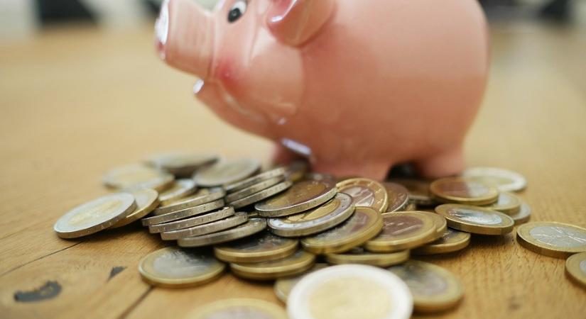 Így igényelhetnek magasabb családi pótlékot a szülők, ha van egyetemista gyerekük
