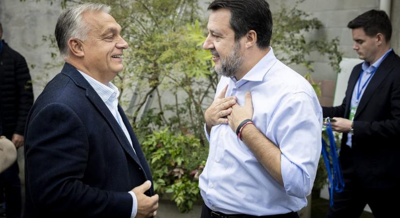 Salvini az orosz nagykövetet köszöntötte, szerinte ez teljesen rendben van