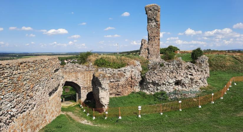 Nógrádi vár – a Börzsöny kapujának középkori erőssége