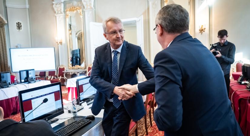 A kormány jóváhagyta az energiatámogatási törvényt – kormányrendeletek szabályozzák majd, ki lesz jogosult a támogatásra