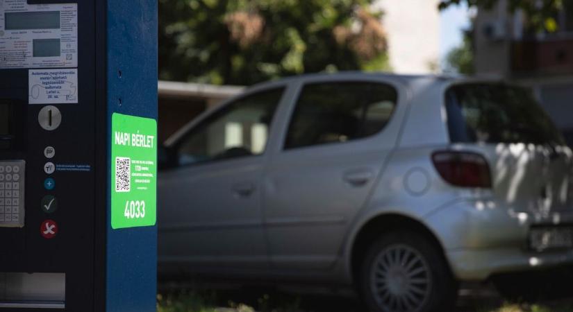 Több parkolót lezárnak a belvárosban