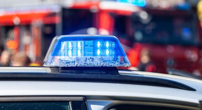 Durva baleset történt az M5-ösön, hét ember a kisbuszba szorult