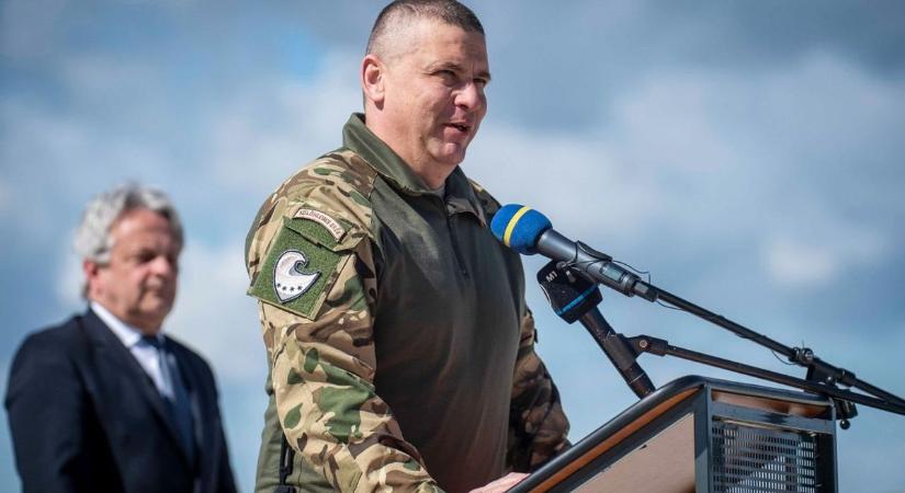 Volt helyettese szerint teli táras fegyverrel jelent meg a Tisza fórumán Ruszin-Szendi Romulusz
