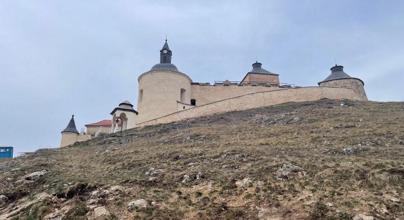 Újabb elvesztegetett évek várnak Krasznahorka várára