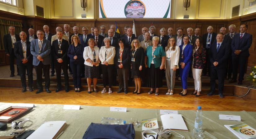 Új stratégiai korszakba lépett a Debreceni Egyetem