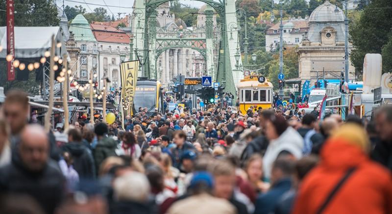 Jön az autómentes hétvége – Hidat, utakat, rakpartokat zárnak le