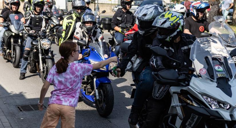 Motorosok is Lehetnek Angyalok: hidegrázó számot közöltek videó, fotók