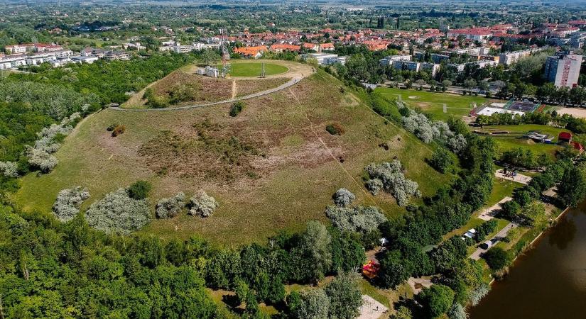 Lezárják a kecskeméti Vízműdombot a látogatók elől