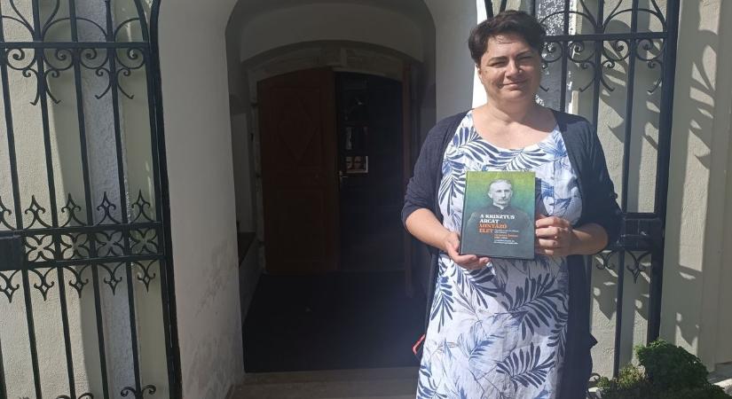 Vasi hálaadónap istentisztelettel és könyvbemutatóval