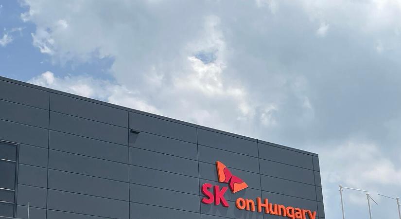 Eldugult vécék miatt került gondba az SK komáromi akkugyára