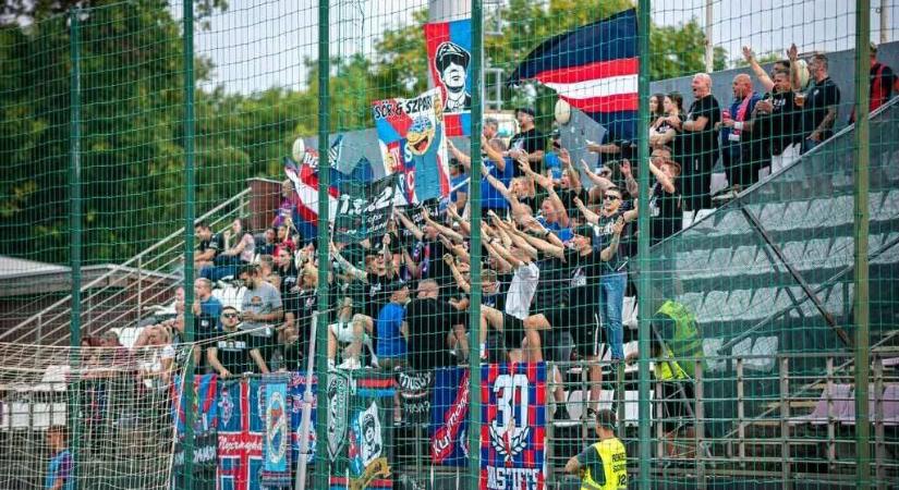Nyíregyháza: az ultrák a szakmai stábnak üzentek a fájó kupabúcsú után