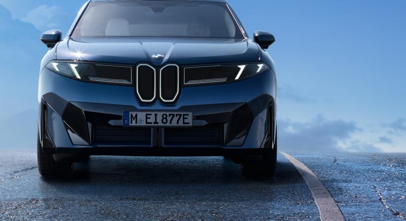 Már itthon is rendelhető a debreceni BMW, itt az ára!