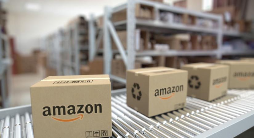 Az Amazon tovább kényezteti a brit dolgozóit: jön az újabb fizetésemelés, és itt még nem állnak meg