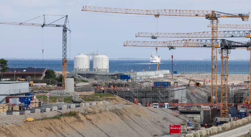 Bedőlhet Németország egyik legnagyobb beruházása, 2700 milliárd forint mehet a semmibe: alagutat akartak fúrni a tenger alá – most elismerték, nem tudják, elkészül-e valaha