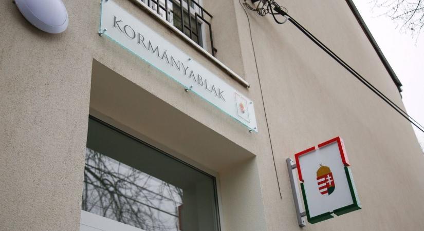 Két debreceni épület történet ismerhetjük meg