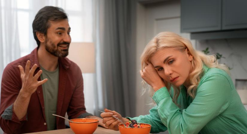 Elbaltázott évfordulós ajándék, kirohant a feleség a vacsoráról