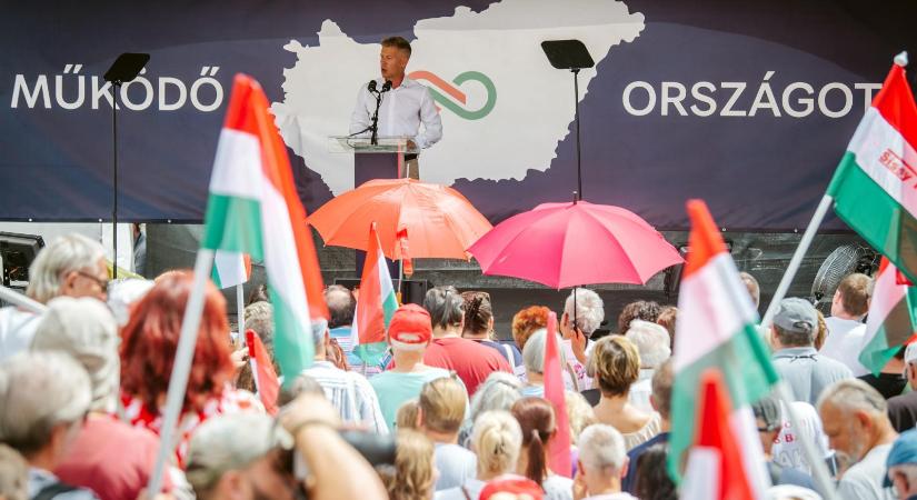 Tesztelték a Tisza-adót, a magyarok támogatnák a progresszív szja-rendszer visszahozatalát és a vagyonadó kivetését is