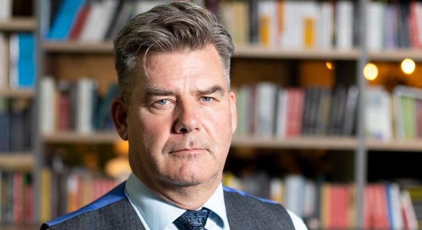 Polgárháború réme fenyegeti a Nyugatot: csak szikrákra van szükség – David Betz a Mandinernek