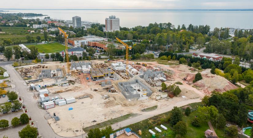 Két hektáron csupán 91 lakás – rászolgál a nevére Balatonfüred új lakóövezete
