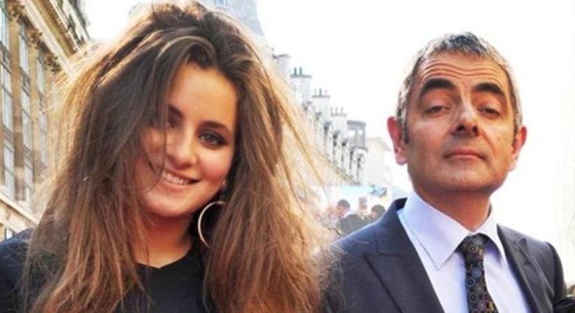 Döbbenetesen megváltozott Lily Sastry – Mr. Bean 30 éves lánya elhatárolódott az apjától