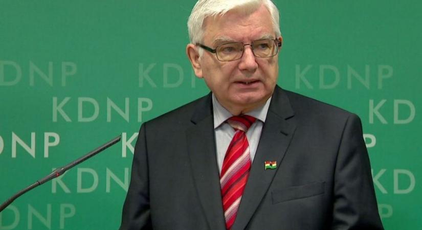 Surján László: A kereszténydemokrácia figyeli a kor kihívásait, és megtalálja a jó megoldásokat
