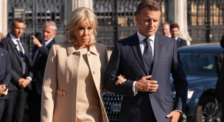 Bíróság előtt bizonyítják be, hogy Macron felesége nő