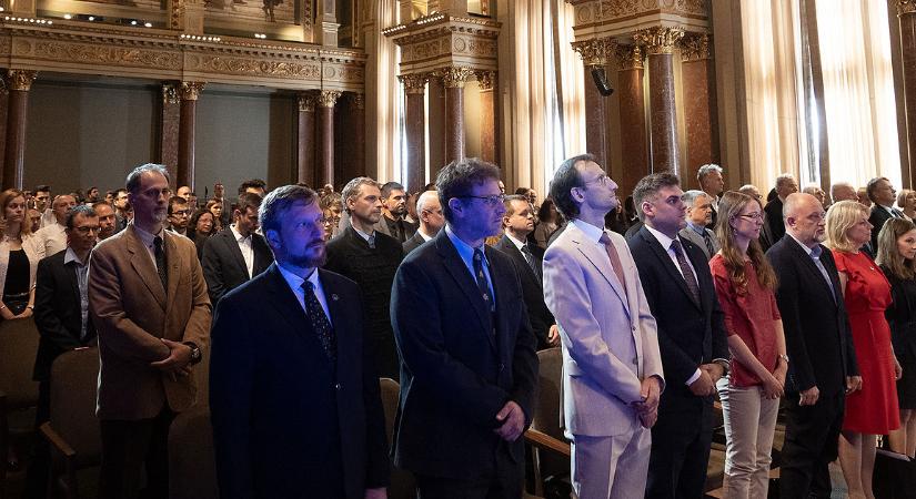 Tizennégy fiatal debreceni kutató nyerte el az akadémiai ösztöndíjat