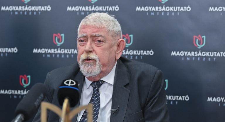 Halála után posztoltak Kásler Miklós nevében a Digitális Polgári Körben