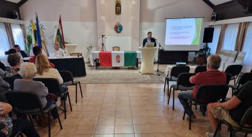 Lakossági kérdések, őszinte válaszok: közmeghallgatás Sárosdon!