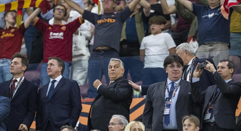 Hiába utalt rá a miniszterelnök, valójában nem az MLSZ szokta intézni Orbán Viktor magánrepülőzéseit külföldi focimeccsekre