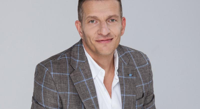 Az RTL megsemmisítő nyílt levelet írt egy újságírónak
