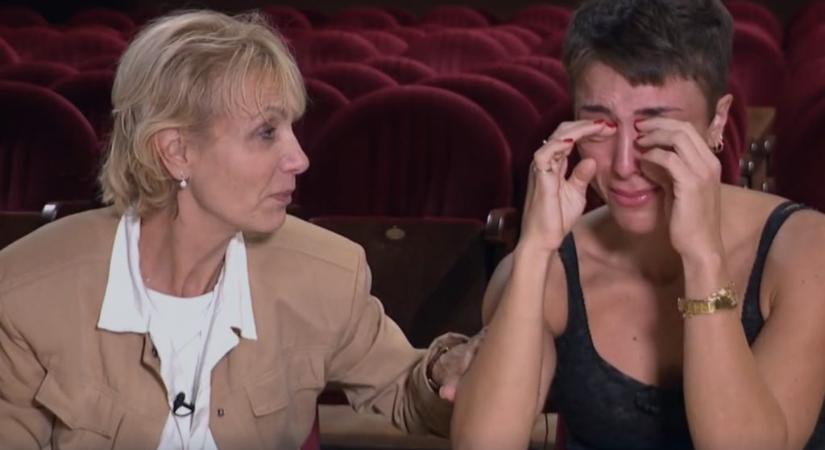Barbinek Paula sírva beszélt arról, hogy 35 évesen autizmussal diagnosztizálták
