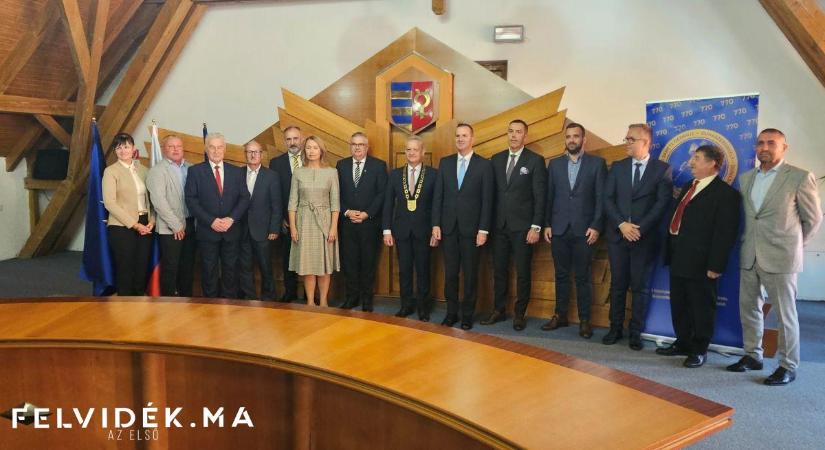 Zalaegerszeg és Dunaszerdahely testvérvárosok lettek