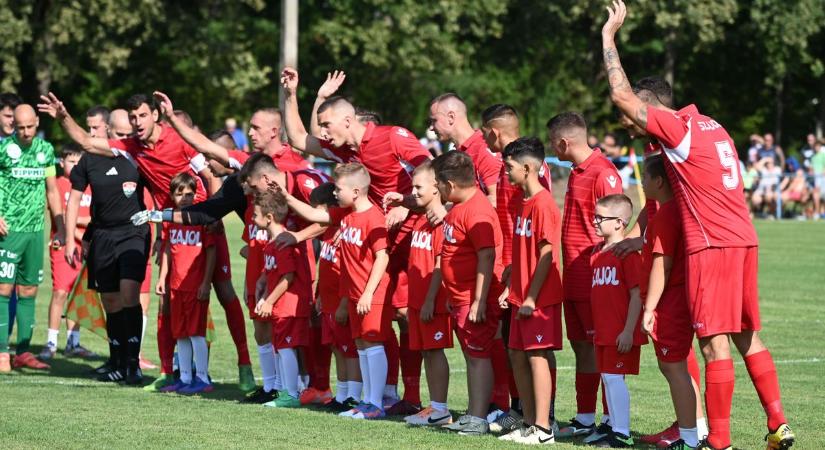 Nyolc gólt lőtt a Szajol a Tószegnek