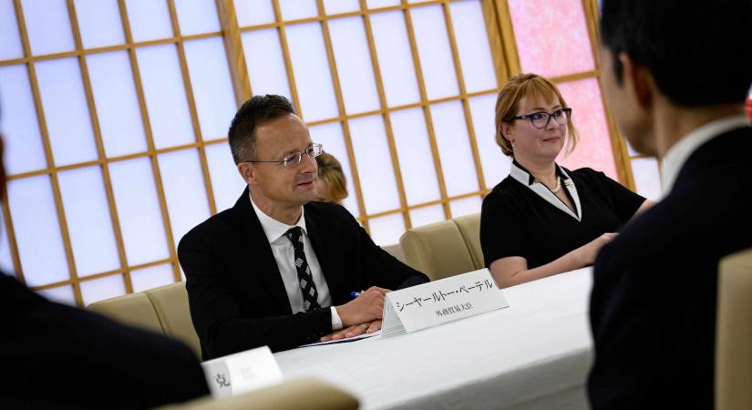 Szijjártó Péter: magyar konzulátus nyílt Oszakában